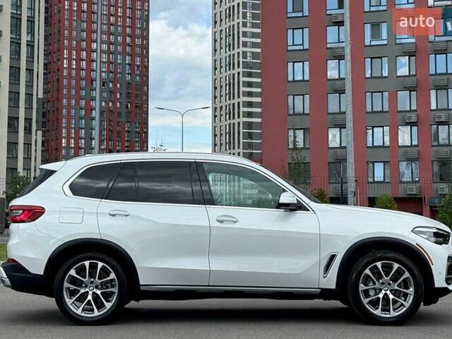 Белый БМВ Х5, объемом двигателя 3 л и пробегом 92 тыс. км за 47900 $, фото 7 на Automoto.ua