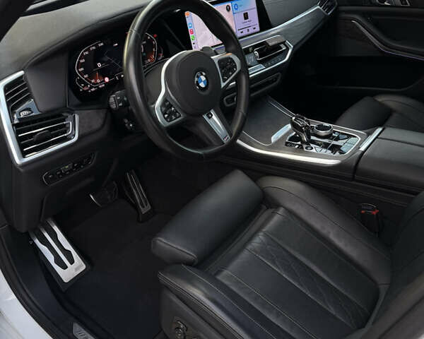 Белый БМВ Х5, объемом двигателя 3 л и пробегом 122 тыс. км за 57500 $, фото 24 на Automoto.ua