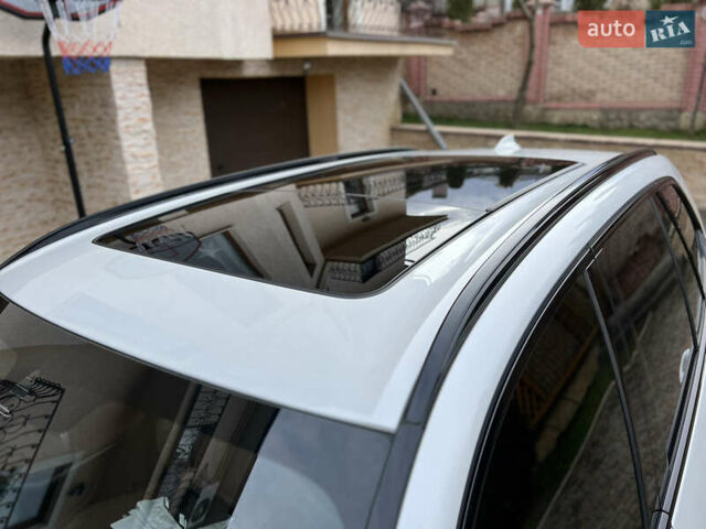 Белый БМВ Х5, объемом двигателя 3 л и пробегом 46 тыс. км за 53000 $, фото 62 на Automoto.ua