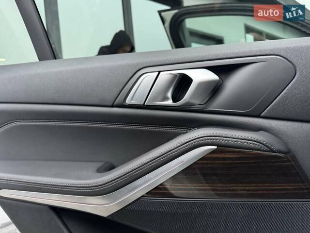 Белый БМВ Х5, объемом двигателя 3 л и пробегом 62 тыс. км за 50900 $, фото 91 на Automoto.ua