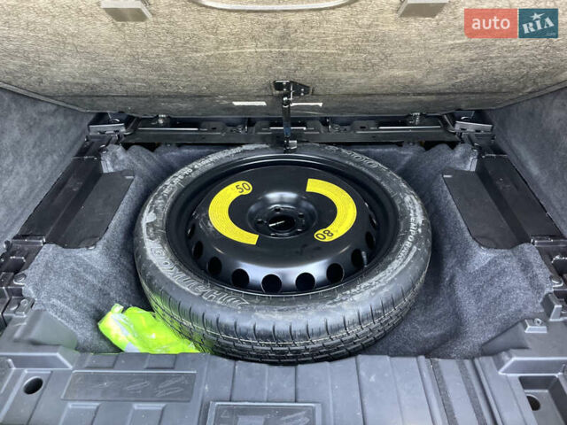 Білий БМВ Х5, об'ємом двигуна 3 л та пробігом 102 тис. км за 43700 $, фото 13 на Automoto.ua