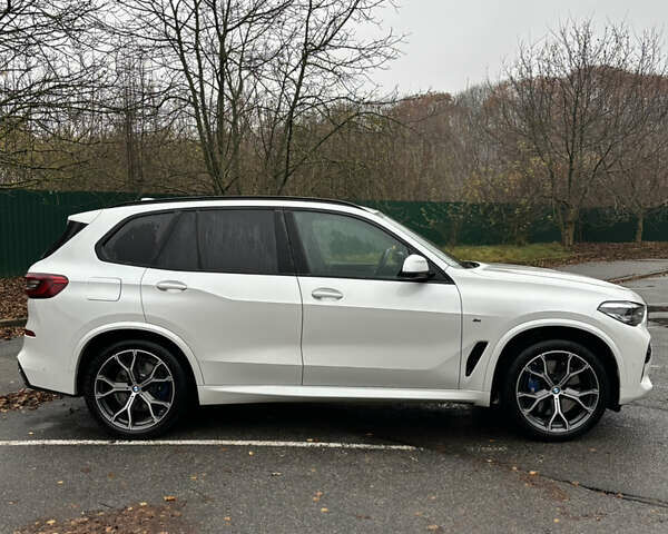 Білий БМВ Х5, об'ємом двигуна 2.99 л та пробігом 139 тис. км за 58000 $, фото 2 на Automoto.ua