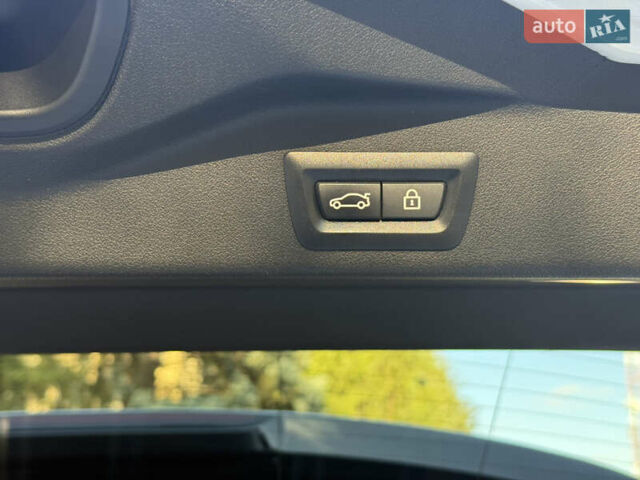 Білий БМВ Х5, об'ємом двигуна 2.99 л та пробігом 170 тис. км за 58499 $, фото 9 на Automoto.ua