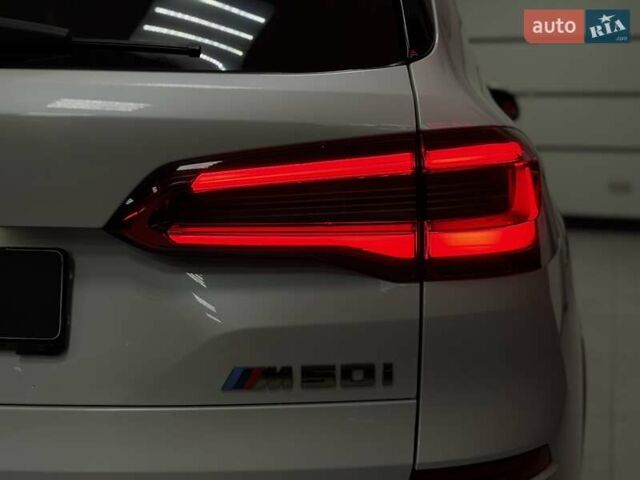 Белый БМВ Х5, объемом двигателя 4.39 л и пробегом 166 тыс. км за 55500 $, фото 15 на Automoto.ua