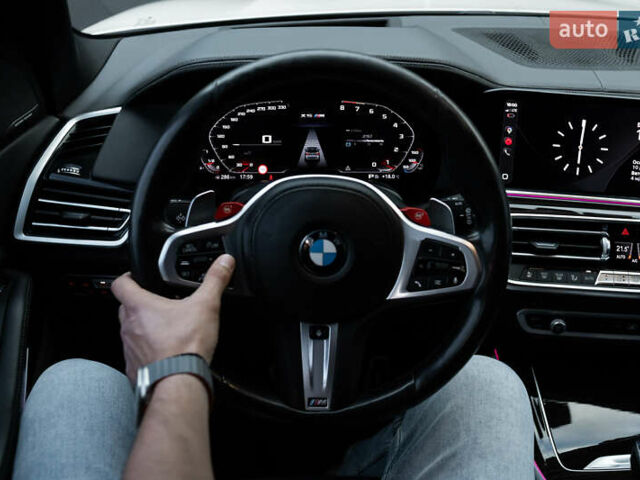 Белый БМВ Х5, объемом двигателя 3 л и пробегом 135 тыс. км за 64000 $, фото 47 на Automoto.ua