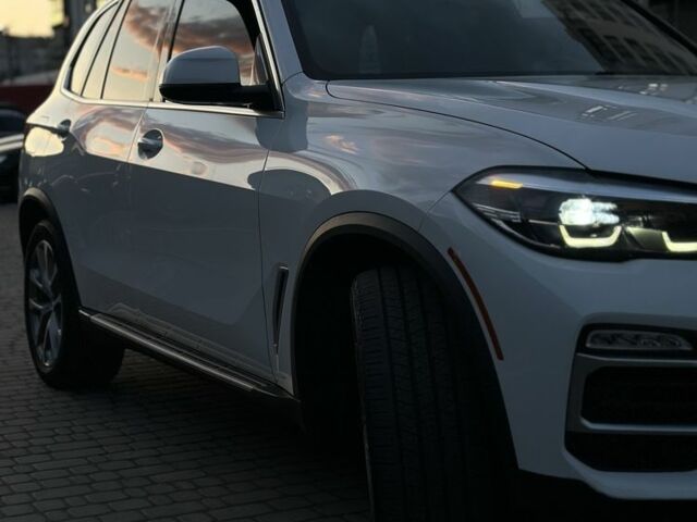 Білий БМВ Х5, об'ємом двигуна 3 л та пробігом 165 тис. км за 41996 $, фото 1 на Automoto.ua