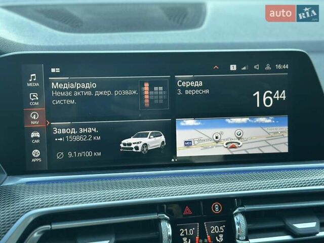 Белый БМВ Х5, объемом двигателя 2.99 л и пробегом 160 тыс. км за 54500 $, фото 49 на Automoto.ua