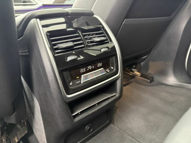 Белый БМВ Х5, объемом двигателя 4.4 л и пробегом 74 тыс. км за 56000 $, фото 16 на Automoto.ua