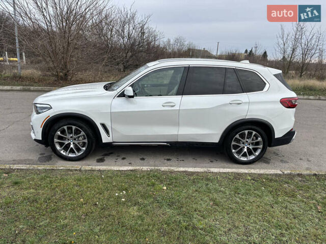 Белый БМВ Х5, объемом двигателя 3 л и пробегом 83 тыс. км за 44999 $, фото 12 на Automoto.ua