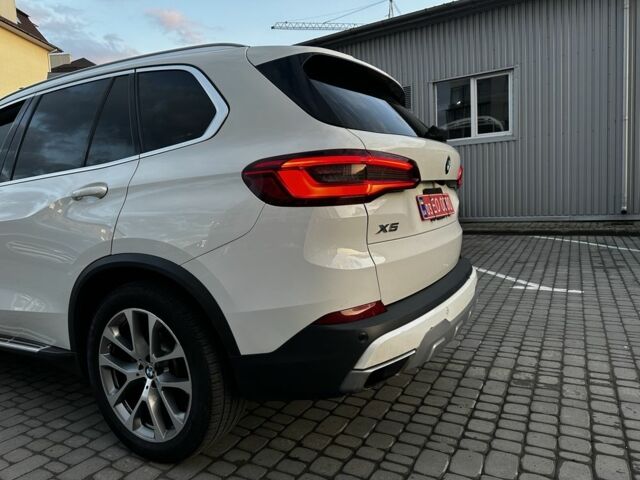 Білий БМВ Х5, об'ємом двигуна 3 л та пробігом 165 тис. км за 41996 $, фото 4 на Automoto.ua