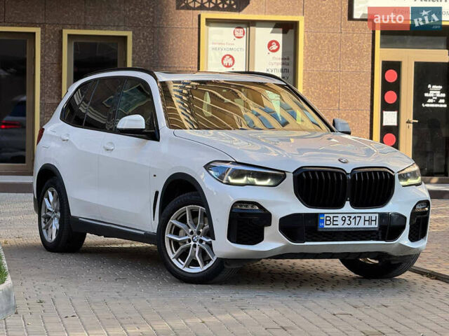Білий БМВ Х5, об'ємом двигуна 3 л та пробігом 120 тис. км за 42900 $, фото 4 на Automoto.ua