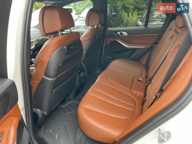 Білий БМВ Х5, об'ємом двигуна 3 л та пробігом 156 тис. км за 43000 $, фото 5 на Automoto.ua