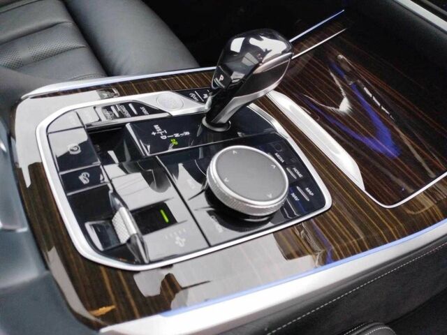 Белый БМВ Х5, объемом двигателя 3 л и пробегом 99 тыс. км за 33000 $, фото 2 на Automoto.ua