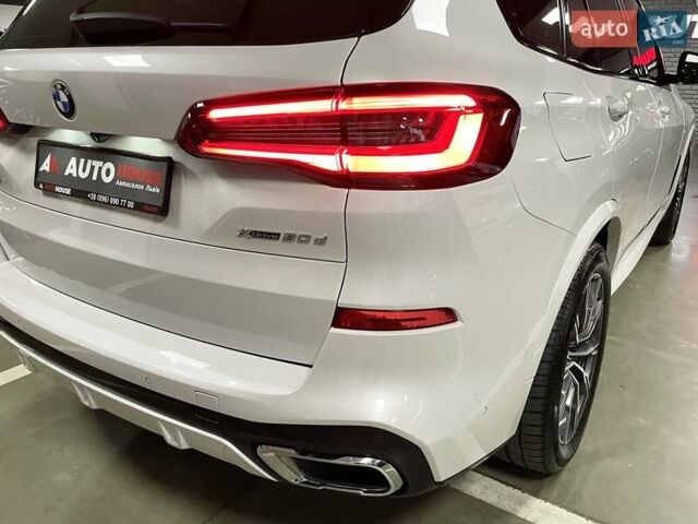 Білий БМВ Х5, об'ємом двигуна 2.99 л та пробігом 73 тис. км за 69700 $, фото 78 на Automoto.ua