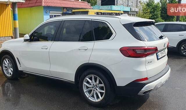 Білий БМВ Х5, об'ємом двигуна 3 л та пробігом 54 тис. км за 52500 $, фото 15 на Automoto.ua
