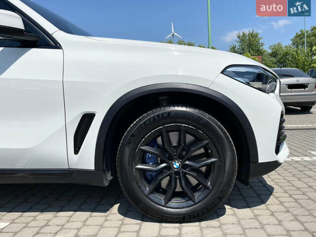 Білий БМВ Х5, об'ємом двигуна 3 л та пробігом 102 тис. км за 43700 $, фото 57 на Automoto.ua
