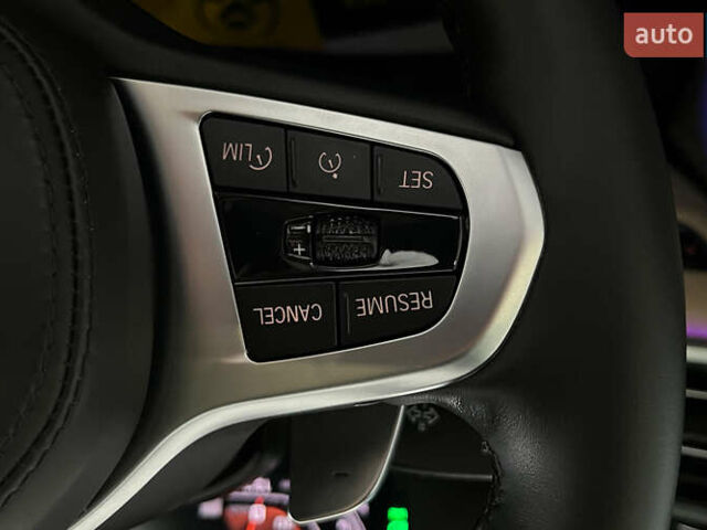 Белый БМВ Х5, объемом двигателя 3 л и пробегом 144 тыс. км за 46500 $, фото 12 на Automoto.ua