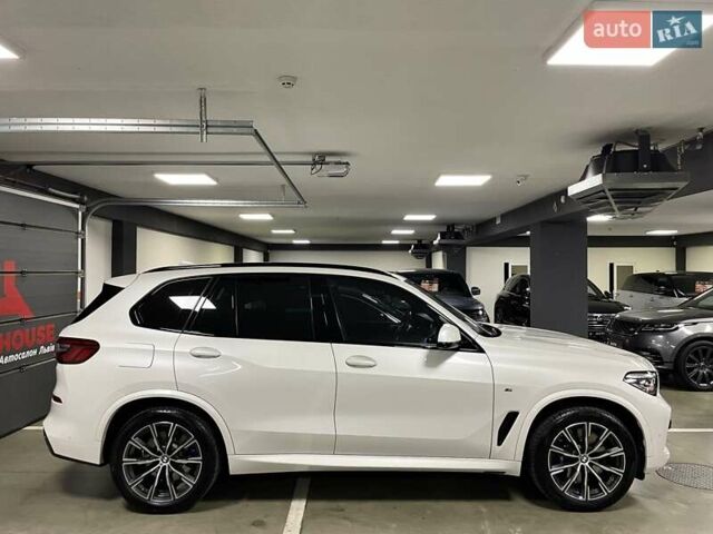 Білий БМВ Х5, об'ємом двигуна 2.99 л та пробігом 73 тис. км за 69700 $, фото 8 на Automoto.ua