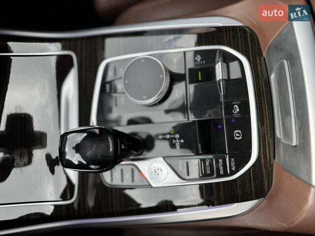 Белый БМВ Х5, объемом двигателя 3 л и пробегом 220 тыс. км за 39900 $, фото 22 на Automoto.ua