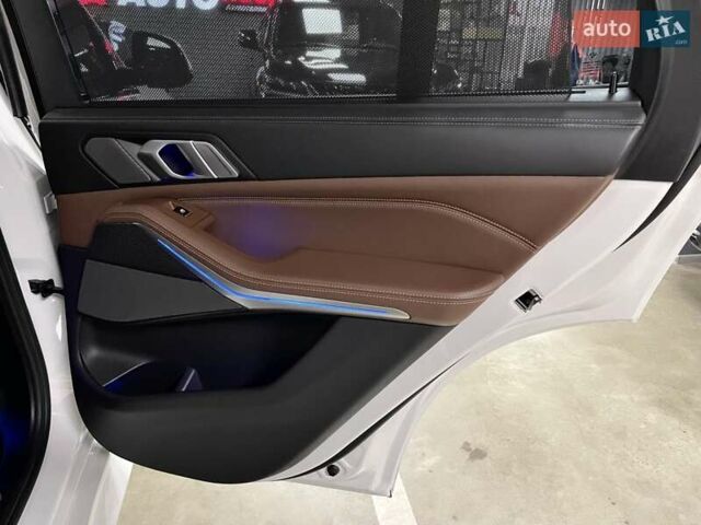 Білий БМВ Х5, об'ємом двигуна 2.99 л та пробігом 73 тис. км за 69700 $, фото 38 на Automoto.ua