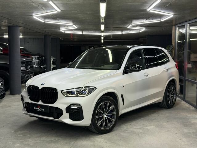 Белый БМВ Х5, объемом двигателя 3 л и пробегом 61 тыс. км за 69500 $, фото 4 на Automoto.ua