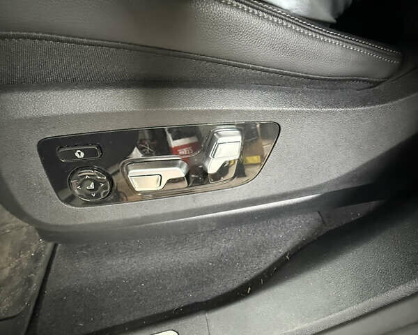 Белый БМВ Х5, объемом двигателя 3 л и пробегом 27 тыс. км за 65000 $, фото 9 на Automoto.ua