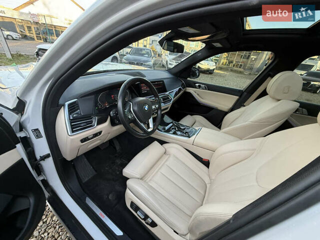 Белый БМВ Х5, объемом двигателя 3 л и пробегом 162 тыс. км за 34200 $, фото 8 на Automoto.ua