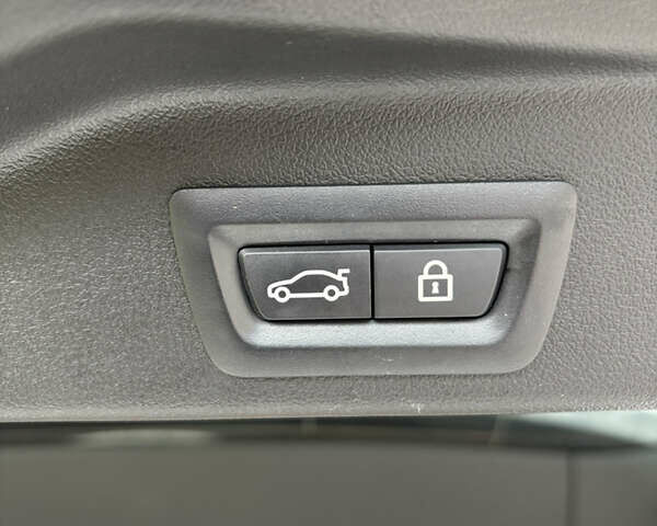 Белый БМВ Х5, объемом двигателя 3 л и пробегом 83 тыс. км за 44999 $, фото 23 на Automoto.ua