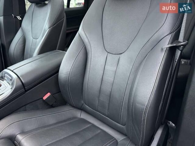 Белый БМВ Х5, объемом двигателя 3 л и пробегом 62 тыс. км за 50900 $, фото 106 на Automoto.ua