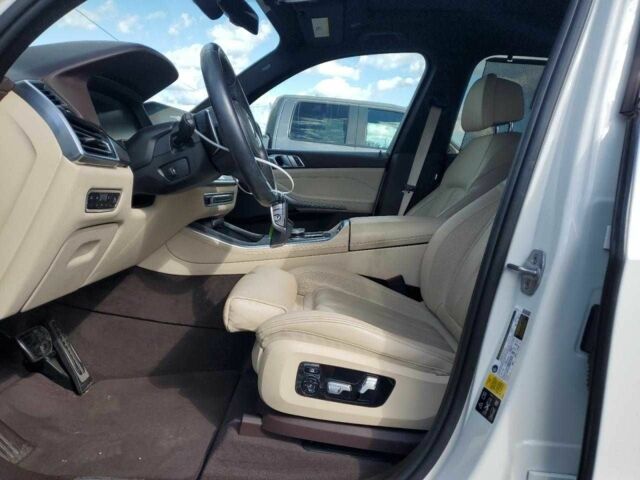 Белый БМВ Х5, объемом двигателя 3 л и пробегом 89 тыс. км за 18000 $, фото 6 на Automoto.ua