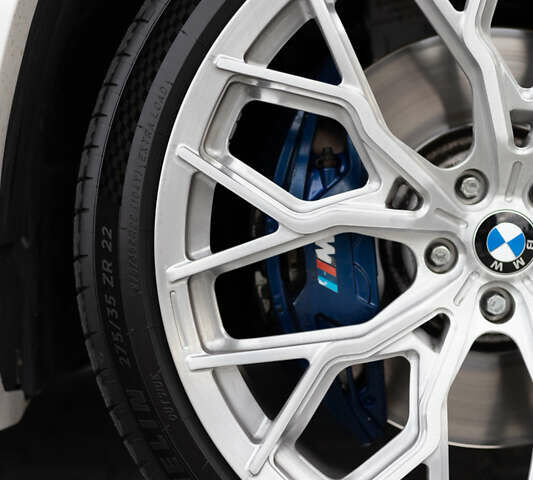 Белый БМВ Х5, объемом двигателя 3 л и пробегом 135 тыс. км за 64000 $, фото 17 на Automoto.ua