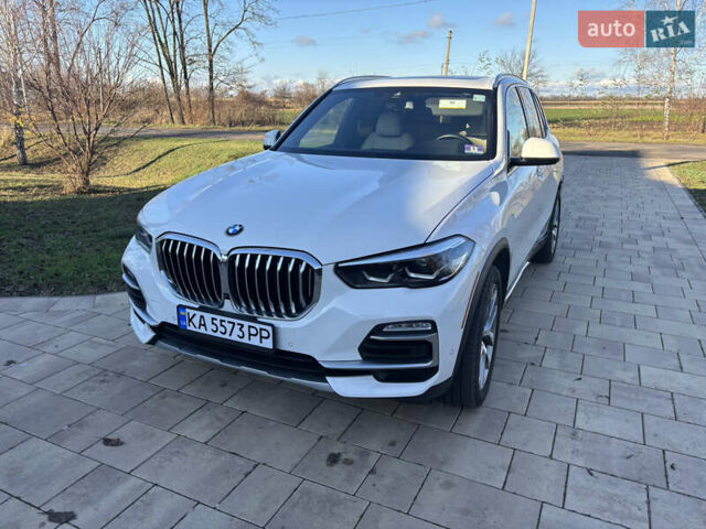 Белый БМВ Х5, объемом двигателя 3 л и пробегом 83 тыс. км за 44999 $, фото 3 на Automoto.ua