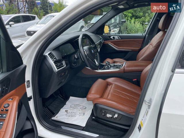 Білий БМВ Х5, об'ємом двигуна 3 л та пробігом 156 тис. км за 43000 $, фото 4 на Automoto.ua