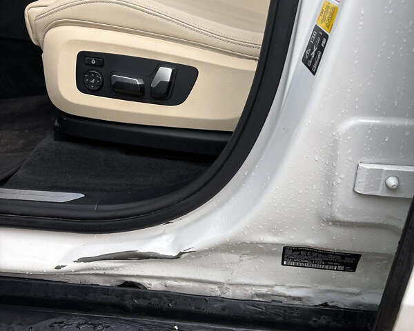 Белый БМВ Х5, объемом двигателя 3 л и пробегом 83 тыс. км за 44999 $, фото 1 на Automoto.ua