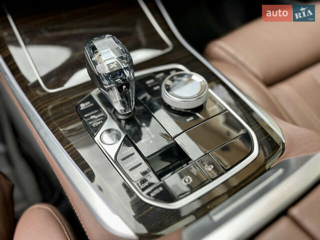 Белый БМВ Х5, объемом двигателя 3 л и пробегом 46 тыс. км за 53000 $, фото 19 на Automoto.ua