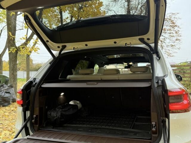 Белый БМВ Х5, объемом двигателя 3 л и пробегом 88 тыс. км за 50000 $, фото 7 на Automoto.ua