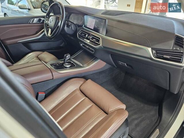 Белый БМВ Х5, объемом двигателя 2.99 л и пробегом 198 тыс. км за 53777 $, фото 42 на Automoto.ua