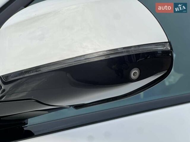 Белый БМВ Х5, объемом двигателя 3 л и пробегом 117 тыс. км за 59900 $, фото 21 на Automoto.ua