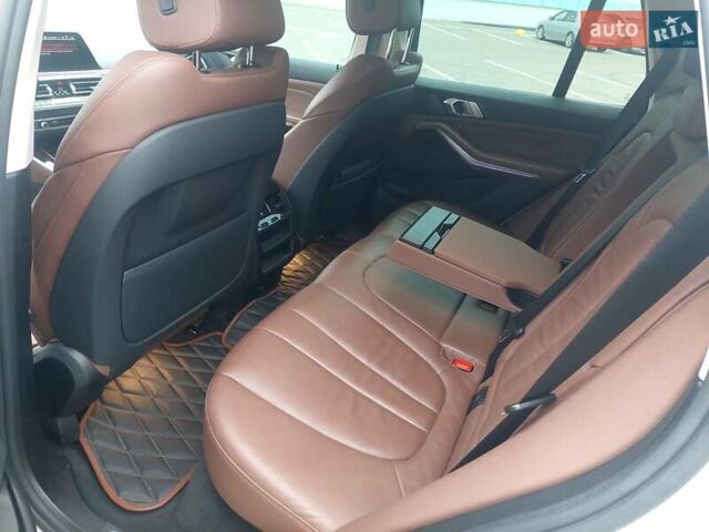 Белый БМВ Х5, объемом двигателя 2.99 л и пробегом 131 тыс. км за 61000 $, фото 10 на Automoto.ua