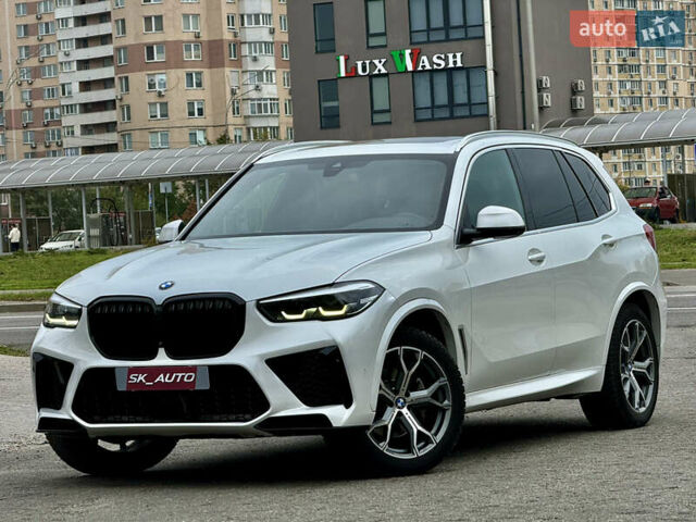 Белый БМВ Х5, объемом двигателя 3 л и пробегом 139 тыс. км за 47950 $, фото 1 на Automoto.ua