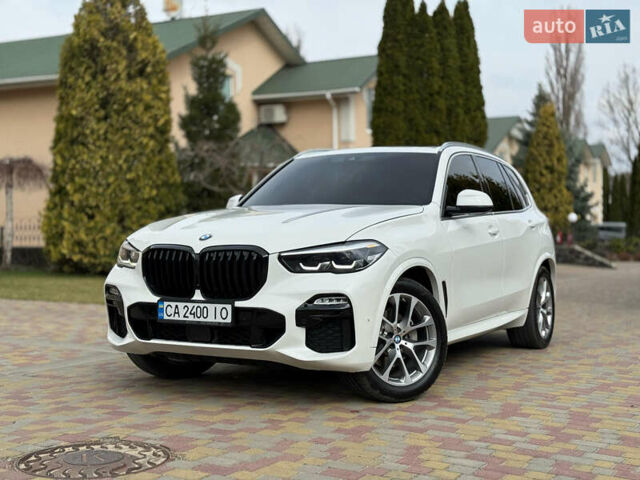 Белый БМВ Х5, объемом двигателя 3 л и пробегом 90 тыс. км за 45900 $, фото 2 на Automoto.ua