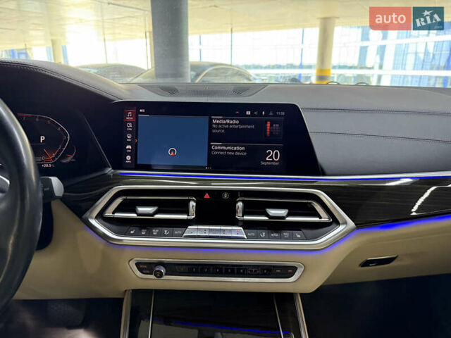 Білий БМВ Х5, об'ємом двигуна 3 л та пробігом 137 тис. км за 49900 $, фото 26 на Automoto.ua