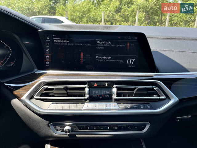 Білий БМВ Х5, об'ємом двигуна 3 л та пробігом 102 тис. км за 43700 $, фото 43 на Automoto.ua