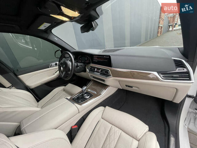 Білий БМВ Х5, об'ємом двигуна 3 л та пробігом 154 тис. км за 65000 $, фото 20 на Automoto.ua
