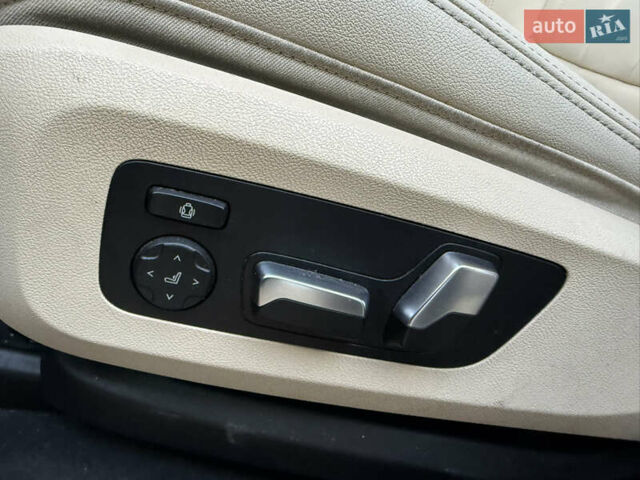 Белый БМВ Х5, объемом двигателя 3 л и пробегом 162 тыс. км за 34200 $, фото 21 на Automoto.ua