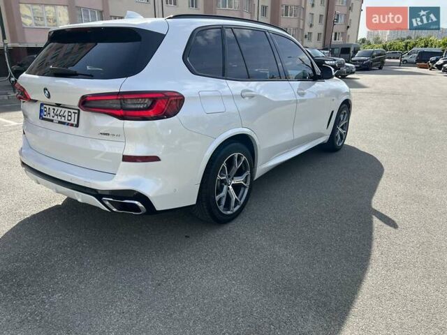 Белый БМВ Х5, объемом двигателя 3 л и пробегом 92 тыс. км за 52999 $, фото 8 на Automoto.ua