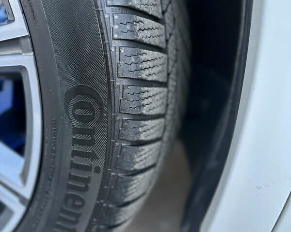 Белый БМВ Х5, объемом двигателя 3 л и пробегом 96 тыс. км за 64000 $, фото 15 на Automoto.ua