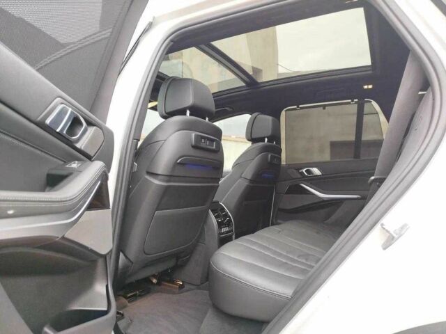 Белый БМВ Х5, объемом двигателя 3 л и пробегом 99 тыс. км за 33000 $, фото 10 на Automoto.ua