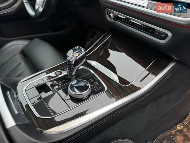 Белый БМВ Х5, объемом двигателя 3 л и пробегом 62 тыс. км за 50900 $, фото 16 на Automoto.ua