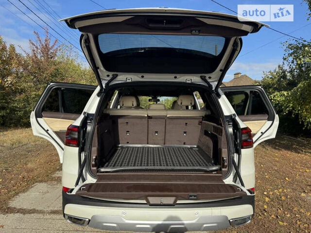 Белый БМВ Х5, объемом двигателя 3 л и пробегом 110 тыс. км за 52000 $, фото 11 на Automoto.ua